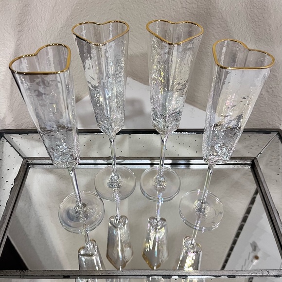4-NIB HEART SHAPED IRIDESCENT TALL CHAMPAGNE GLASSES - Picture 5 of 16